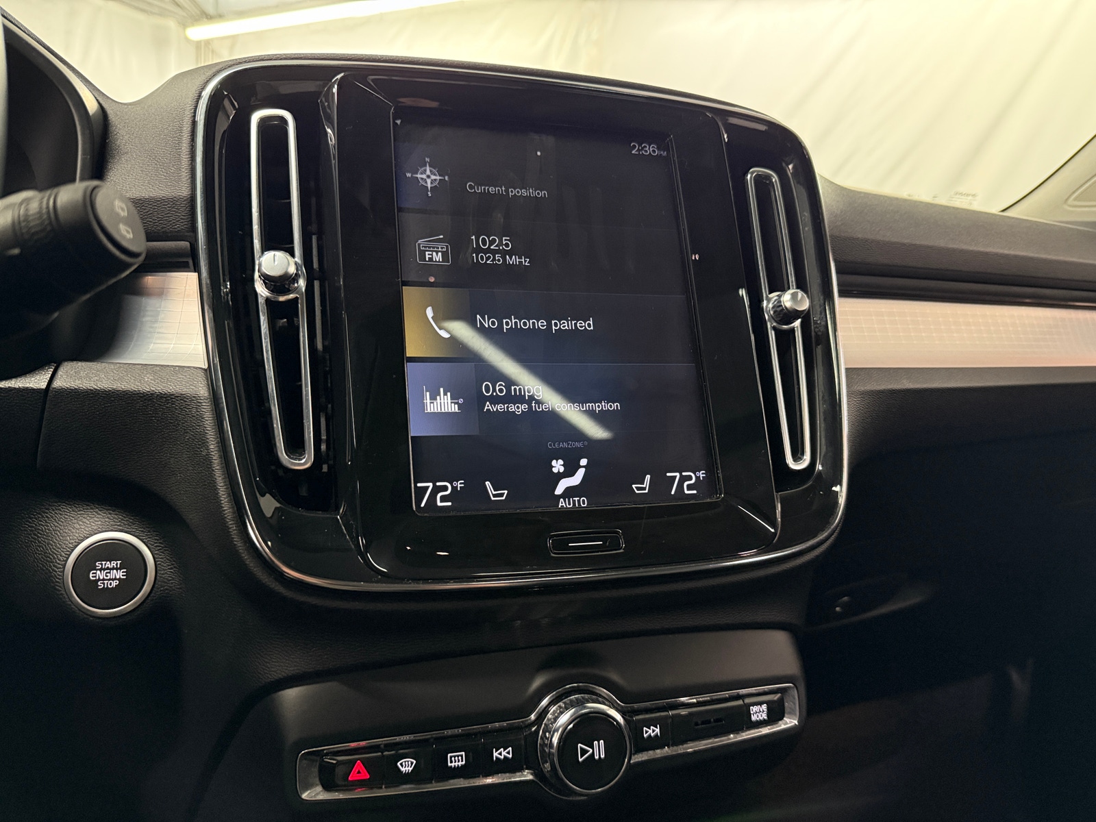 Thumbnail: 2020 Volvo XC40 - 3