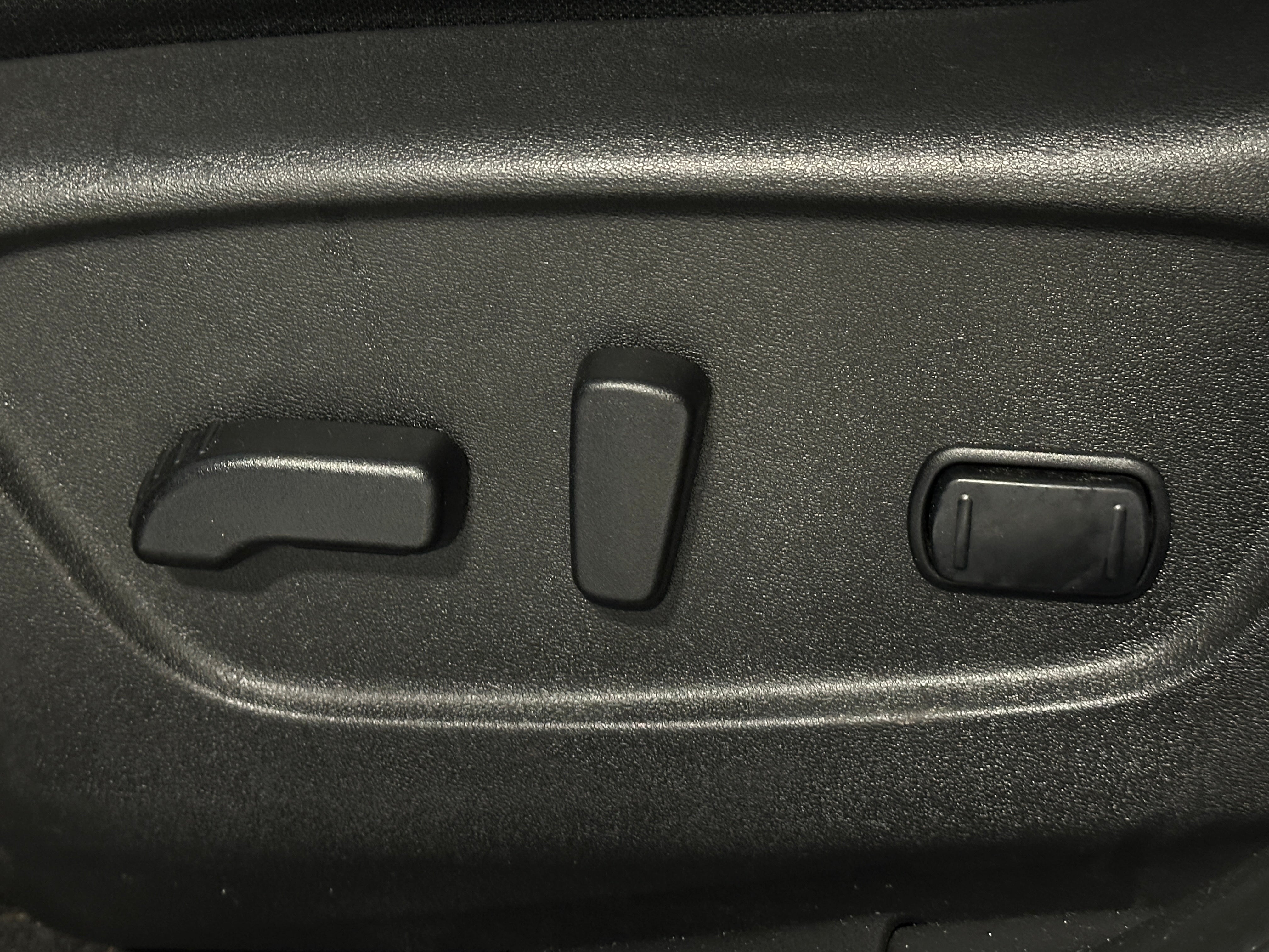 Used 2019 Nissan Rogue Sport SV with VIN JN1BJ1CR3KW313374 for sale in Oak Creek, WI