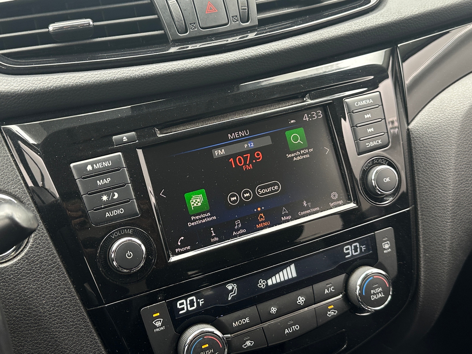 Thumbnail: 2019 Nissan Rogue Sport - 4