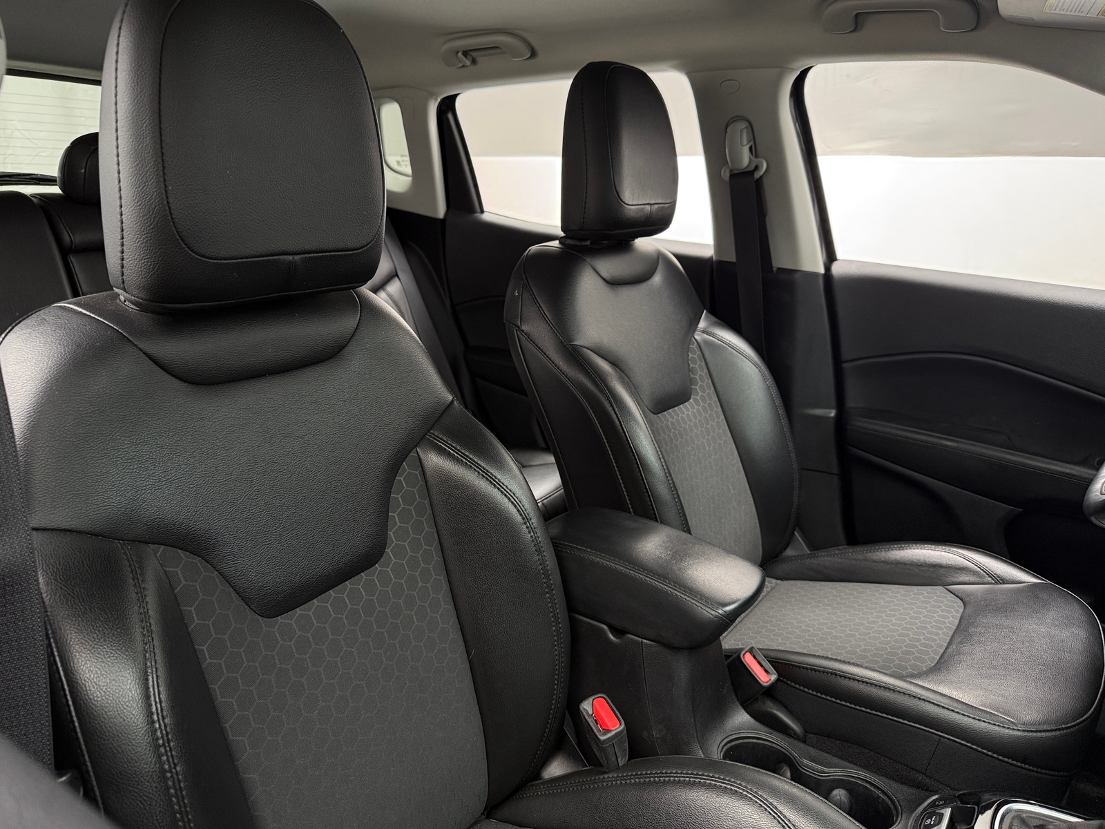 Thumbnail: 2019 Jeep Compass - 2