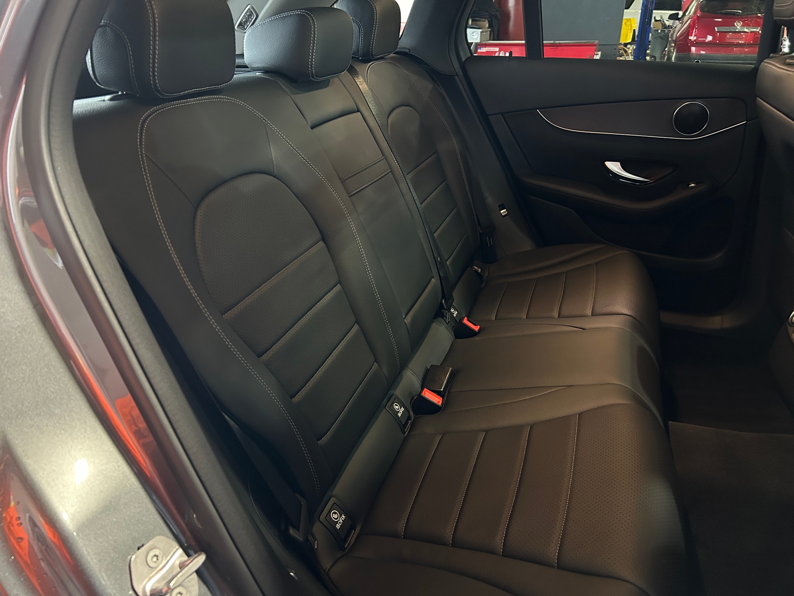 Thumbnail: 2016 Mercedes-Benz GLC - 5