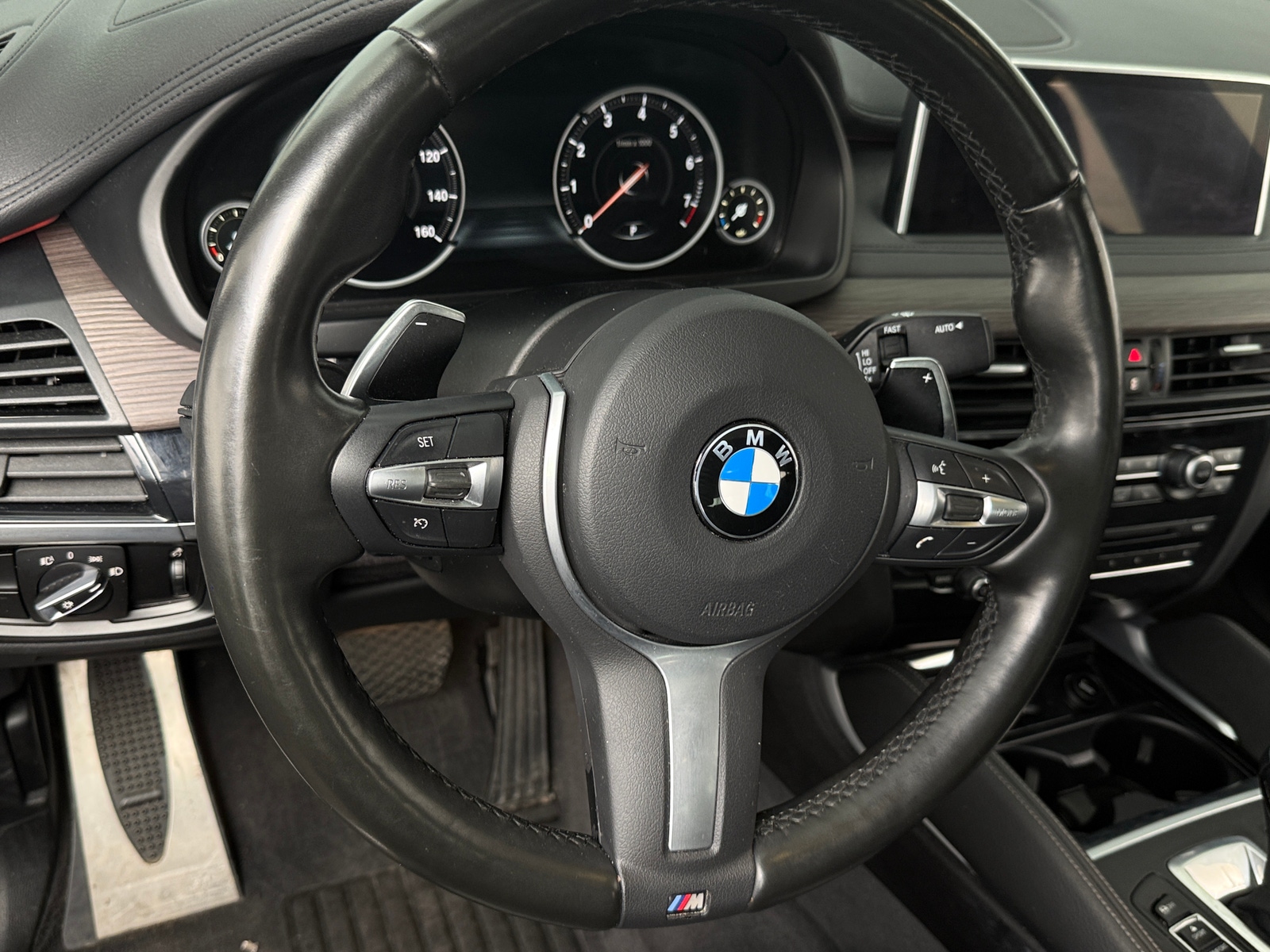 Thumbnail: 2019 BMW X6 - 4