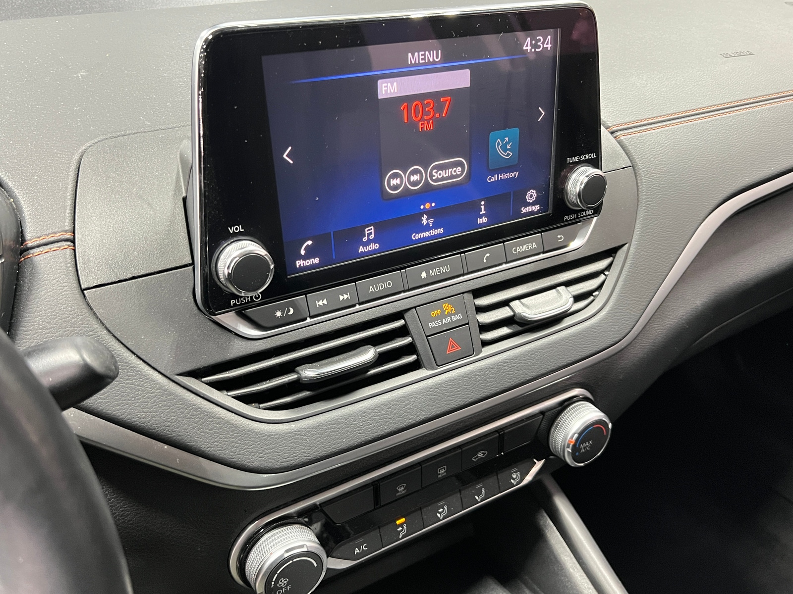 Thumbnail: 2020 Nissan Altima - 4