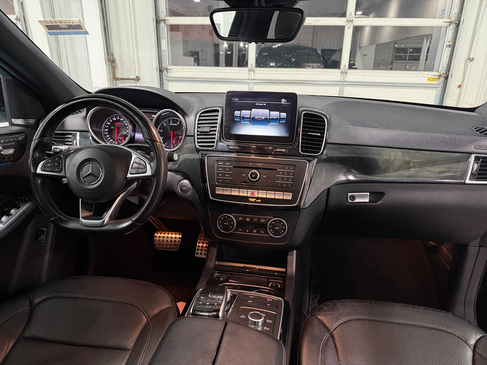 Thumbnail: 2018 Mercedes-Benz GLE - 2