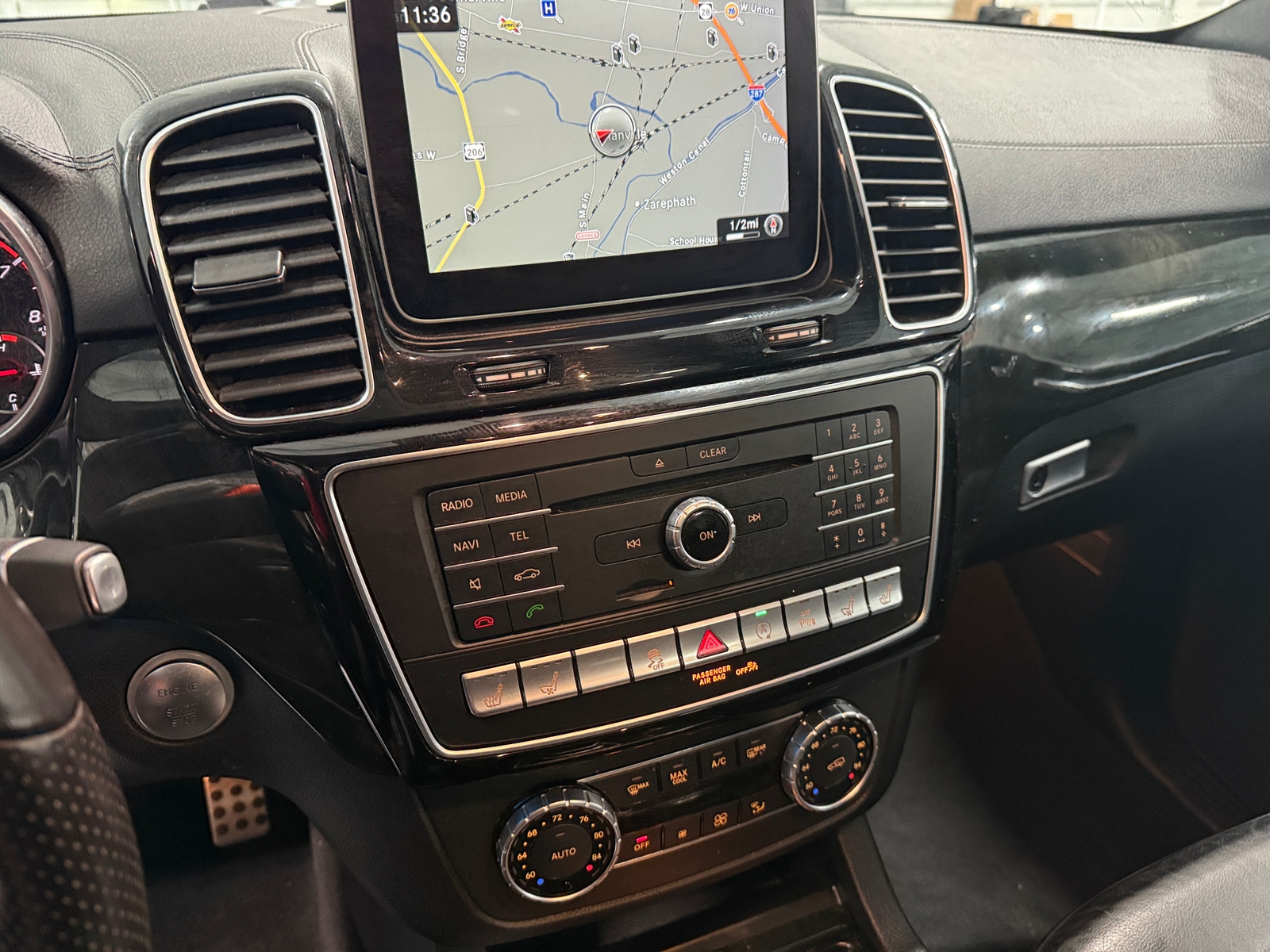 Thumbnail: 2018 Mercedes-Benz GLE - 3