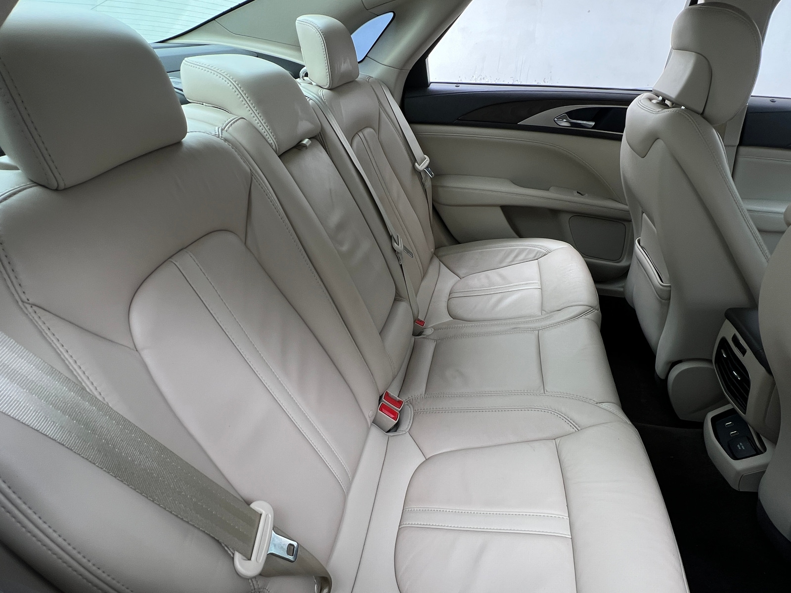 Thumbnail: 2018 Lincoln MKZ - 5