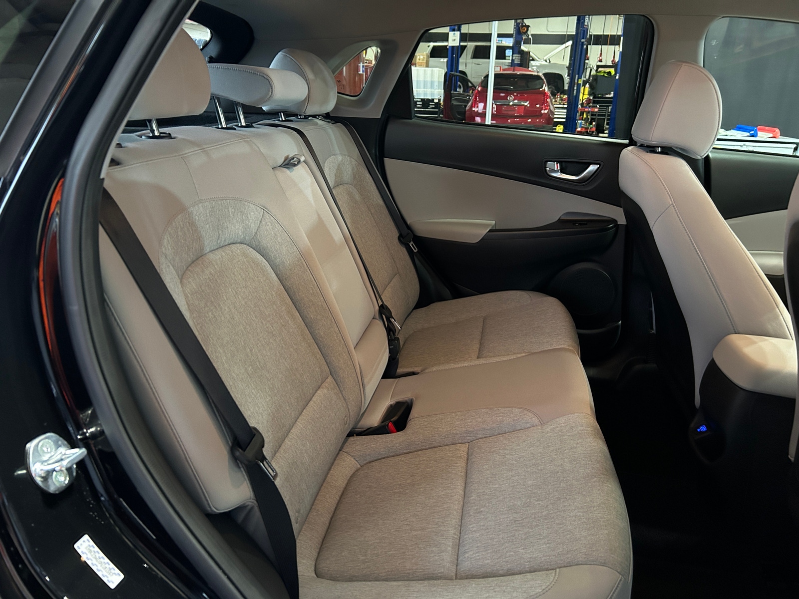 Thumbnail: 2023 Hyundai Kona - 6