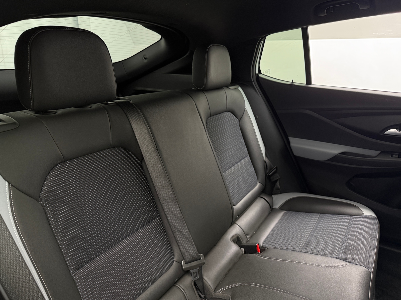 Thumbnail: 2024 Buick Envista - 6