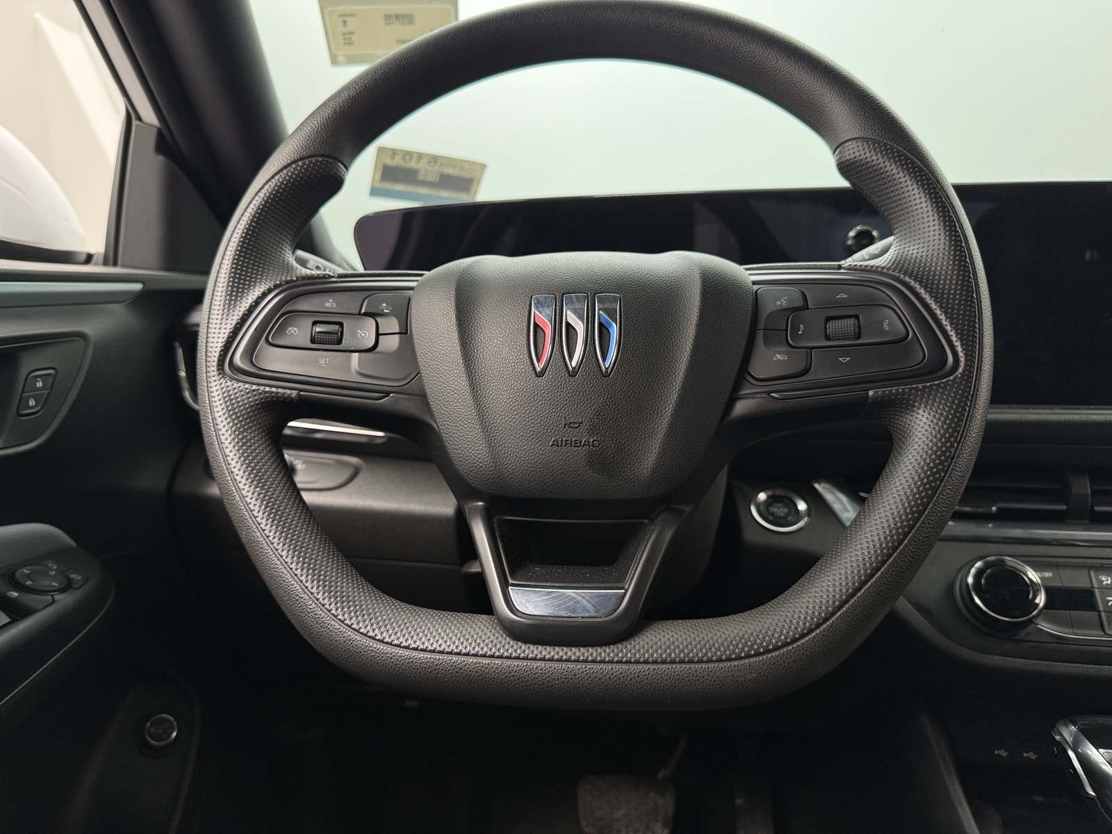 Thumbnail: 2024 Buick Envista - 5