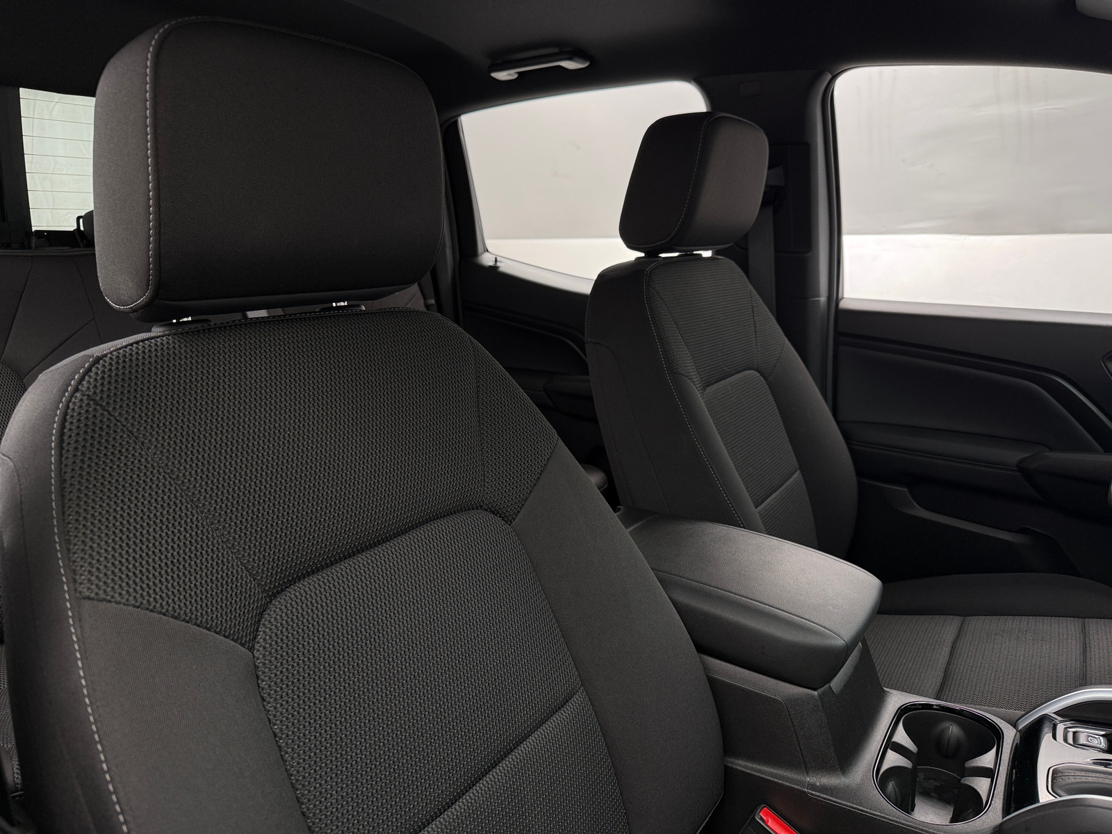 Thumbnail: 2023 Chevrolet Colorado - 2