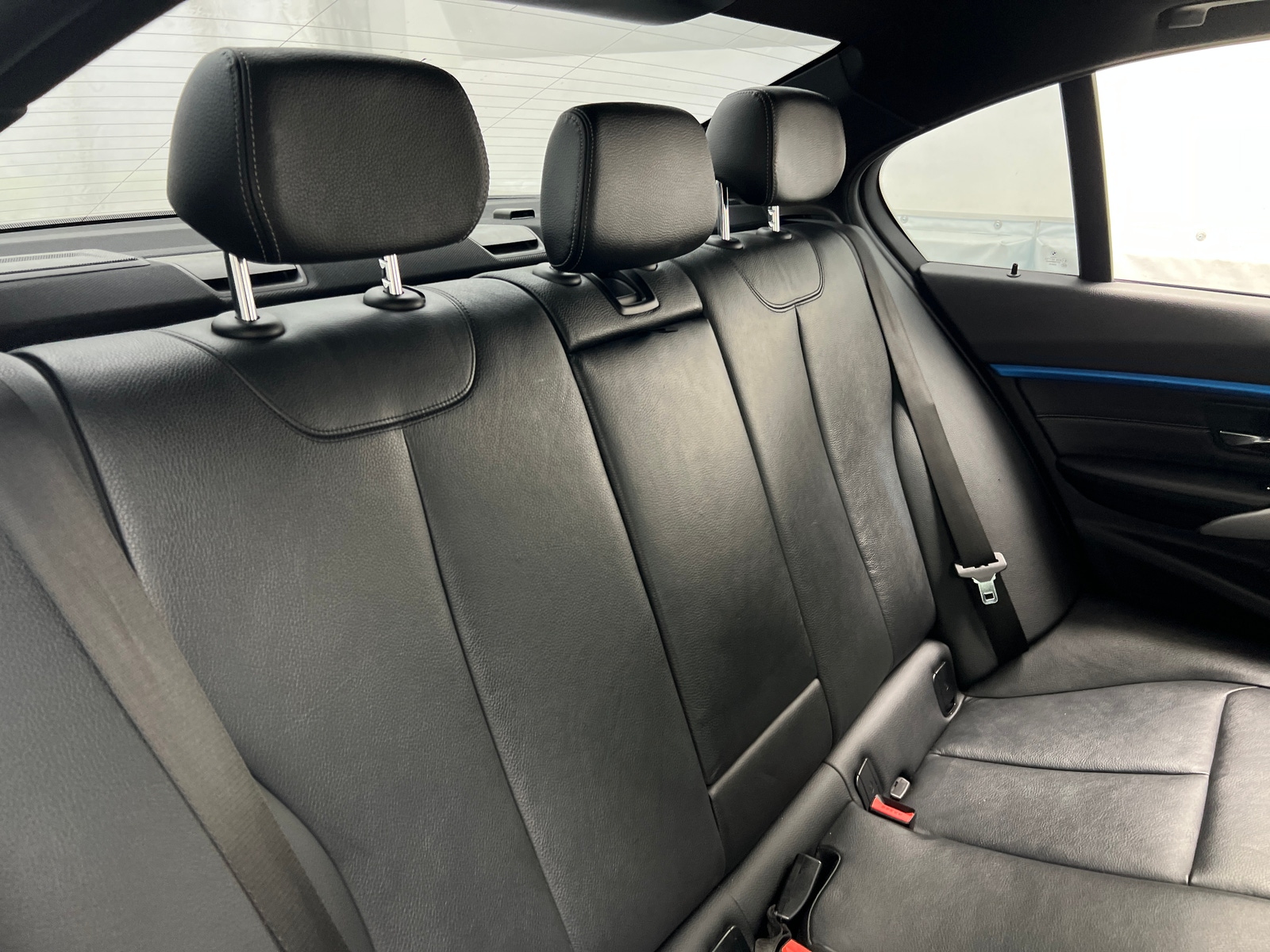 Thumbnail: 2017 BMW 3 Series - 5