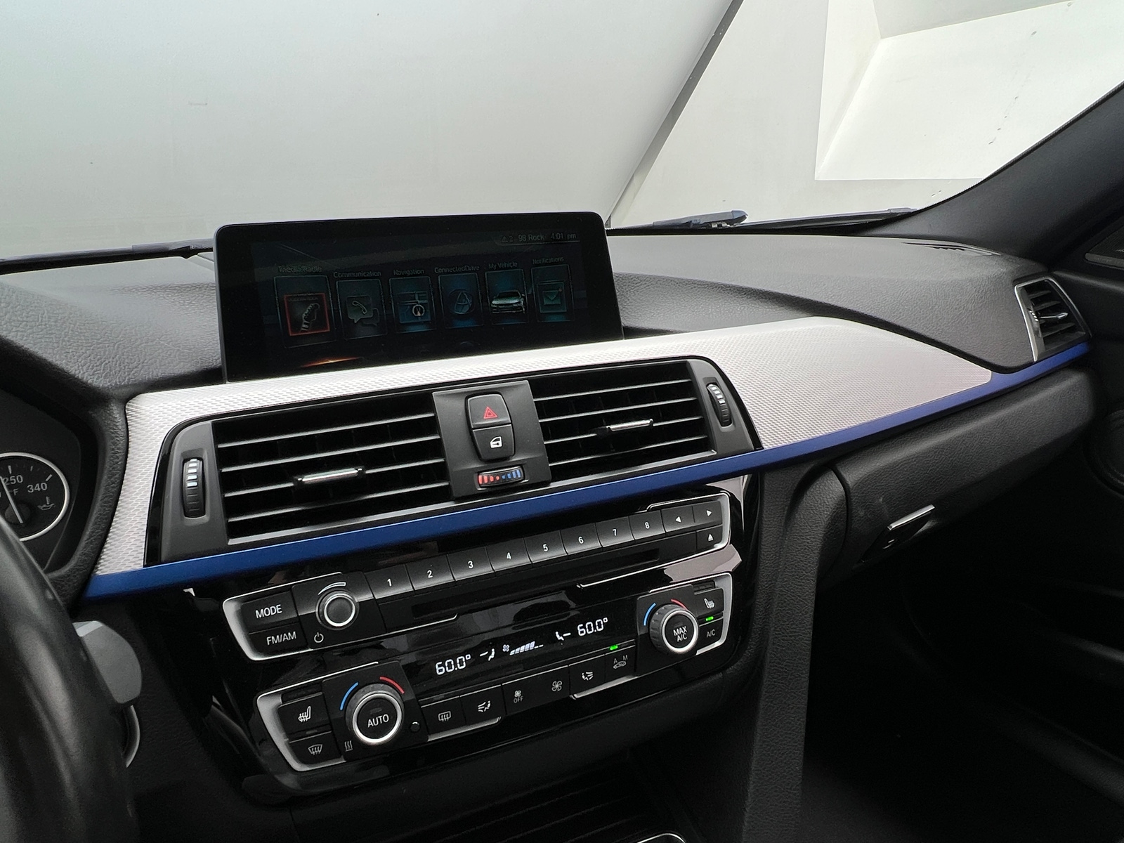 Thumbnail: 2017 BMW 3 Series - 3