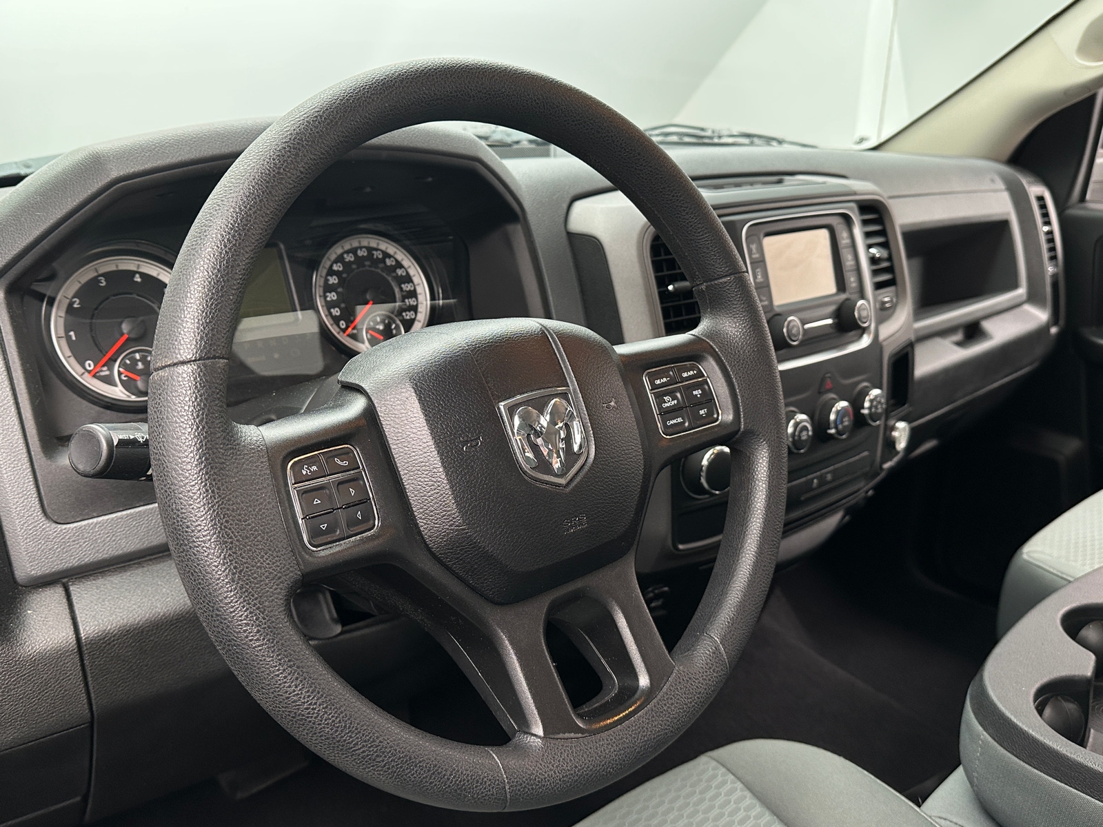 Thumbnail: 2019 RAM 1500 Classic - 5