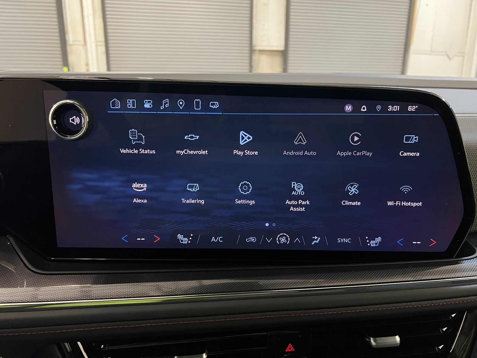 Thumbnail: 2025 Chevrolet Tahoe - 3