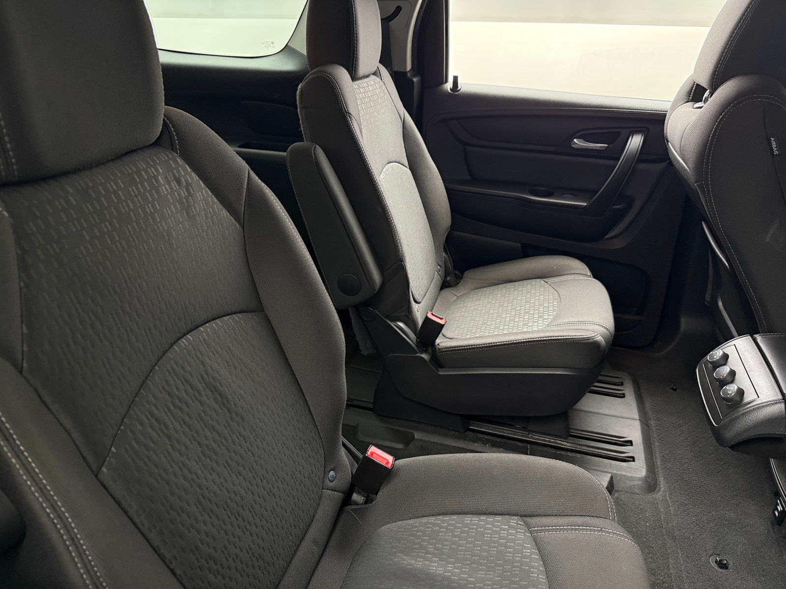 Thumbnail: 2016 GMC Acadia - 6