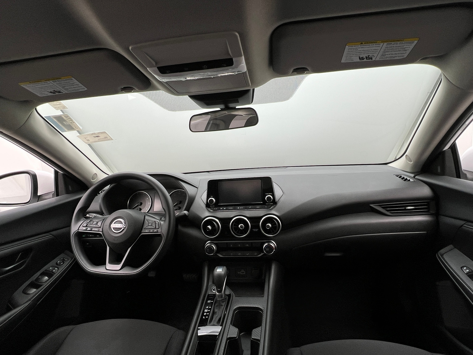 Thumbnail: 2025 Nissan Sentra - 3