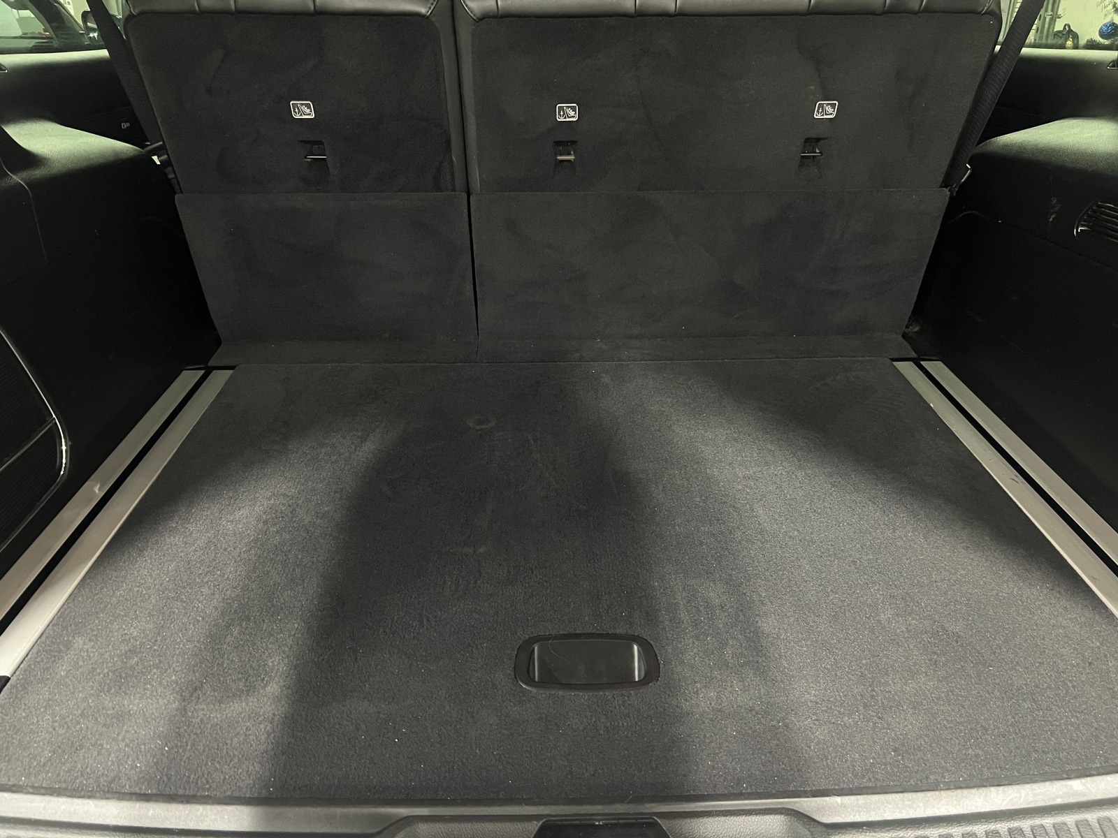 Thumbnail: 2023 Jeep Wagoneer - 7