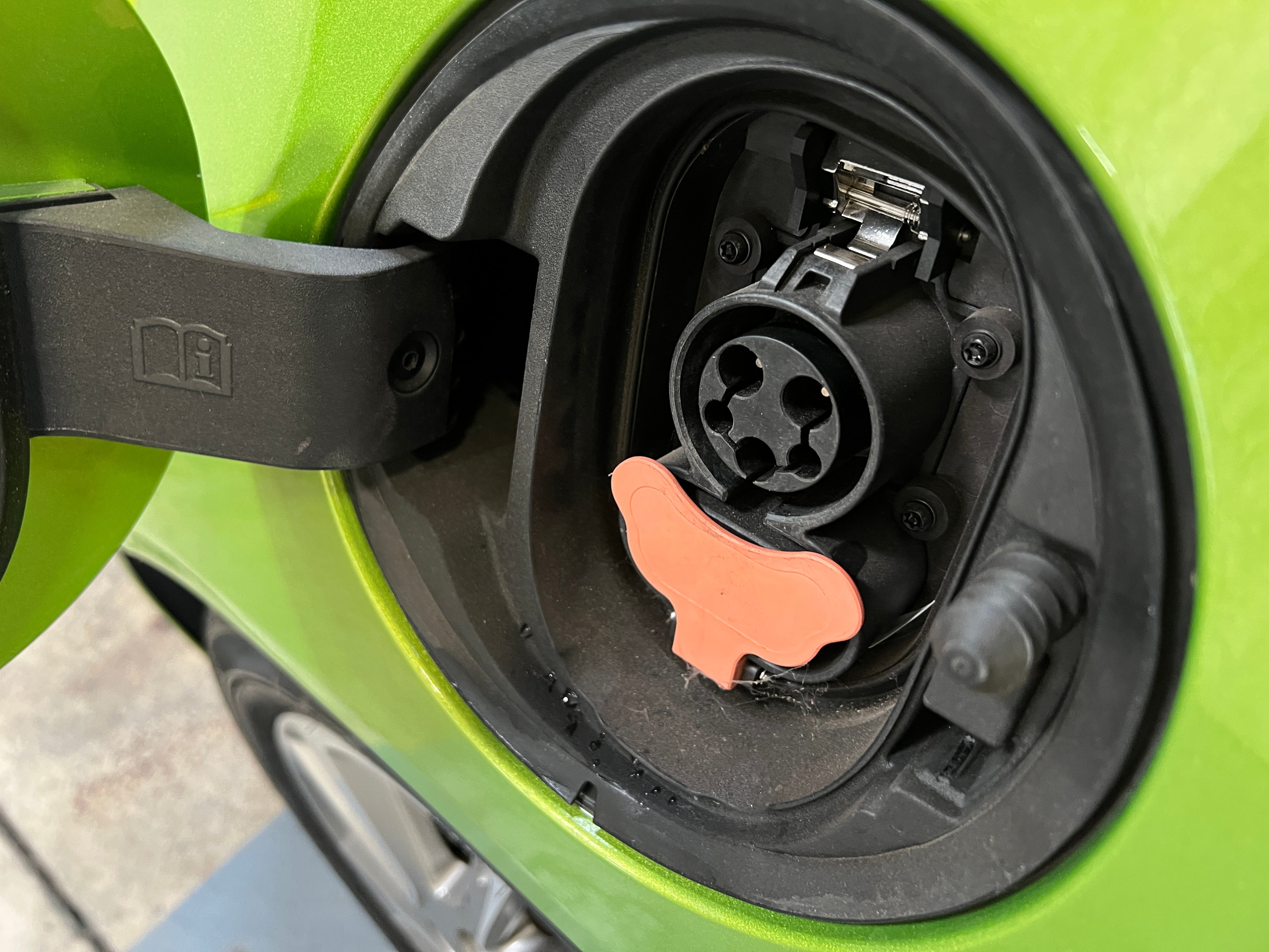 Used 2016 Chevrolet Spark 2LT with VIN KL8CL6S08GC587389 for sale in Oak Creek, WI