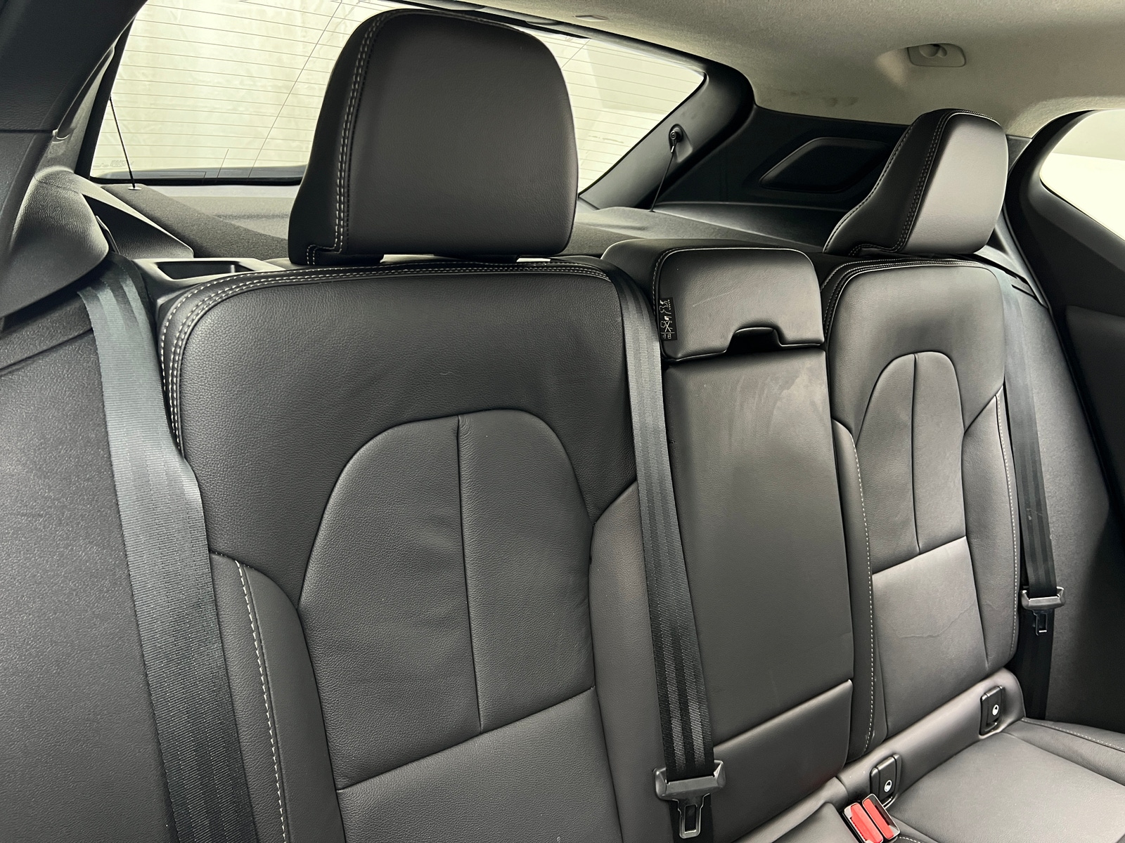 Thumbnail: 2024 Volvo XC40 - 5