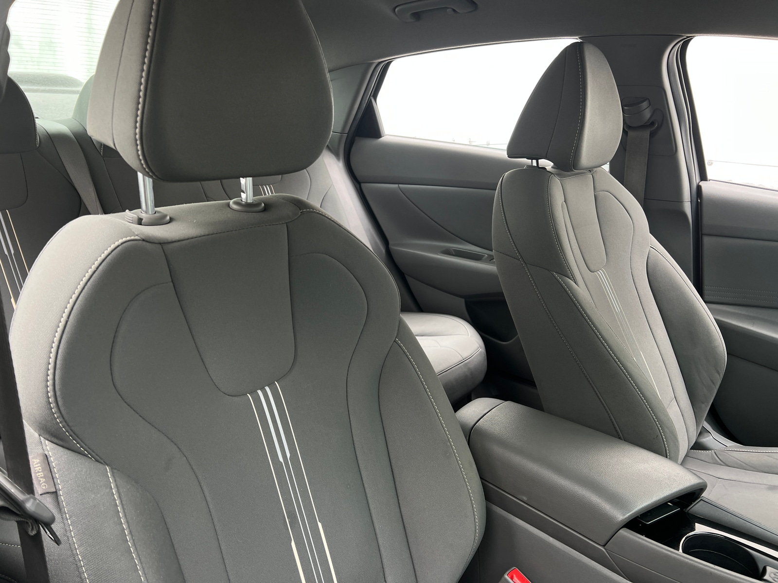 Thumbnail: 2023 Hyundai Elantra - 2