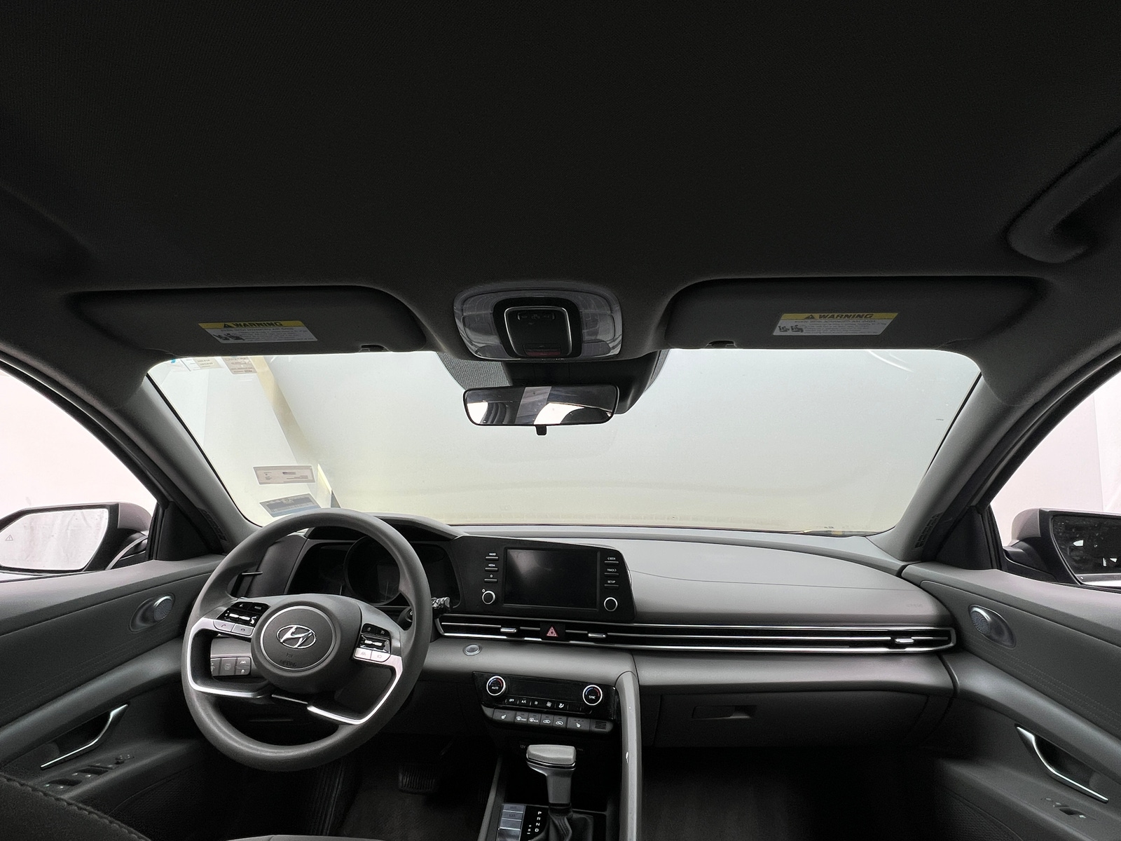 Thumbnail: 2023 Hyundai Elantra - 3