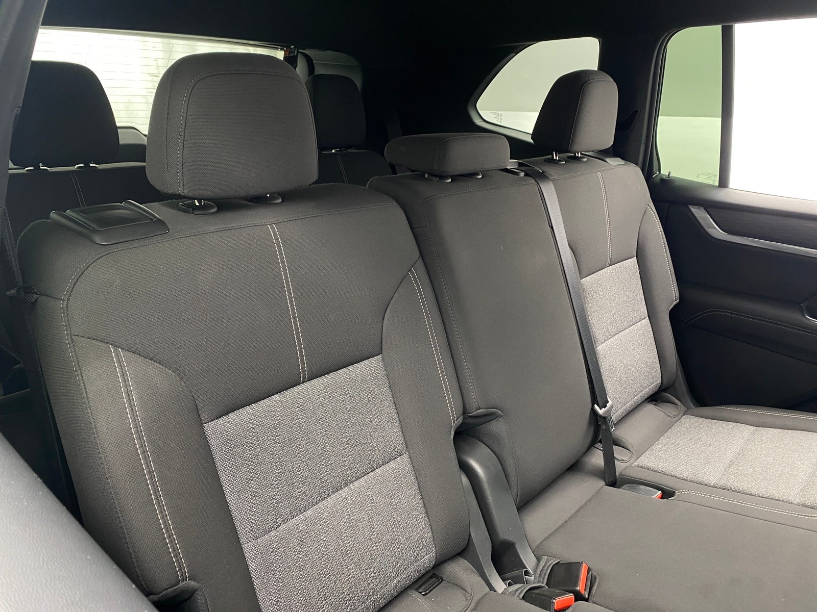 Thumbnail: 2025 GMC Acadia - 6