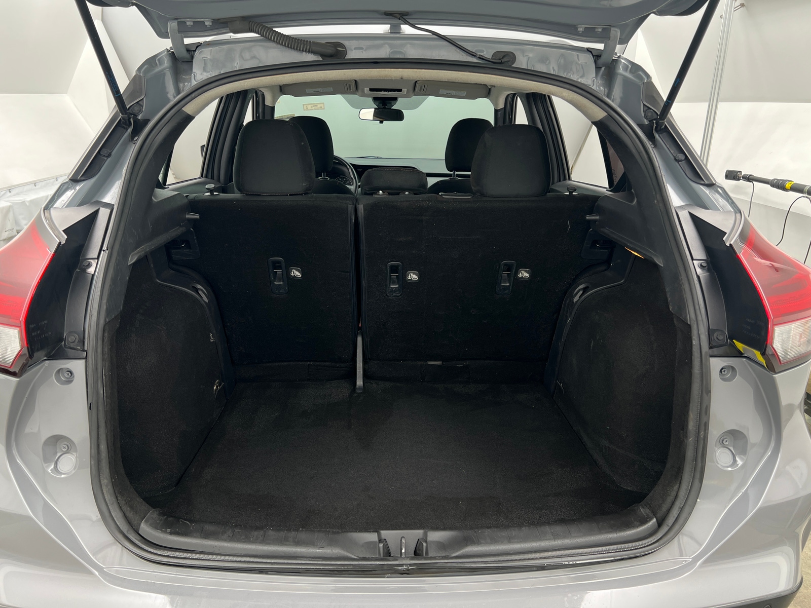 Thumbnail: 2021 Nissan Kicks - 7