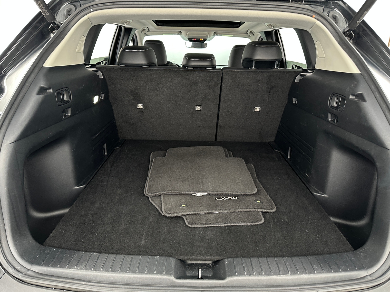 Thumbnail: 2025 Mazda CX-50 - 6