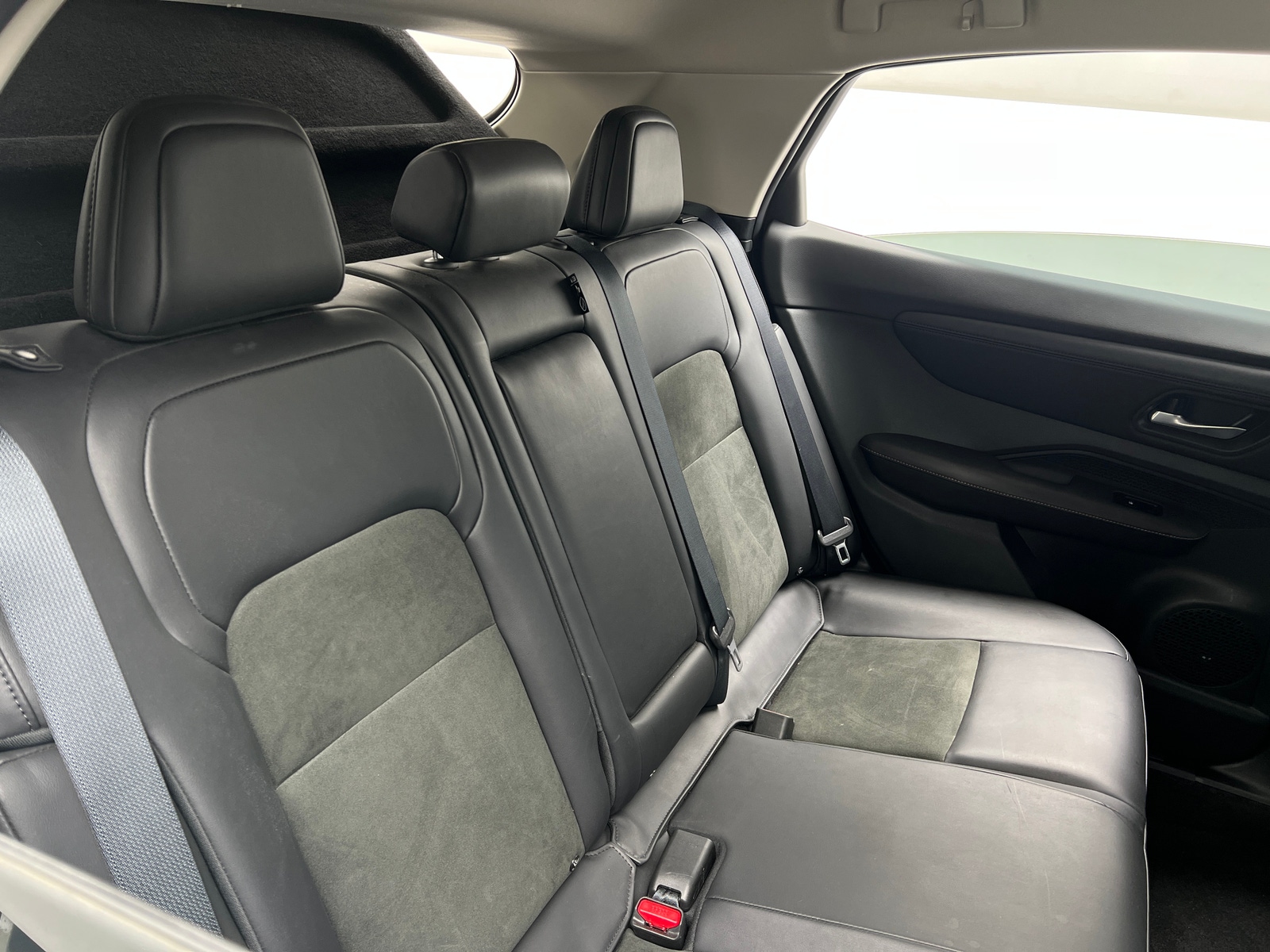 Thumbnail: 2023 Nissan Ariya - 5