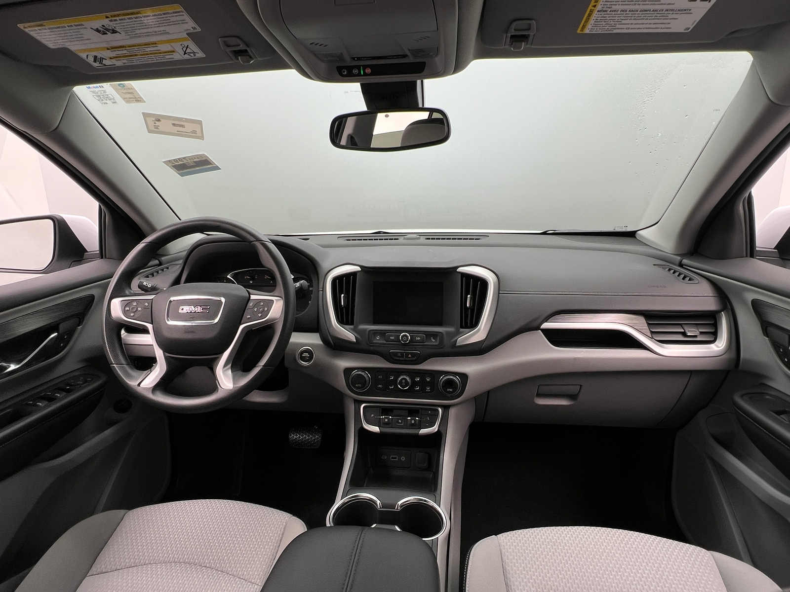 Thumbnail: 2023 GMC Terrain - 3