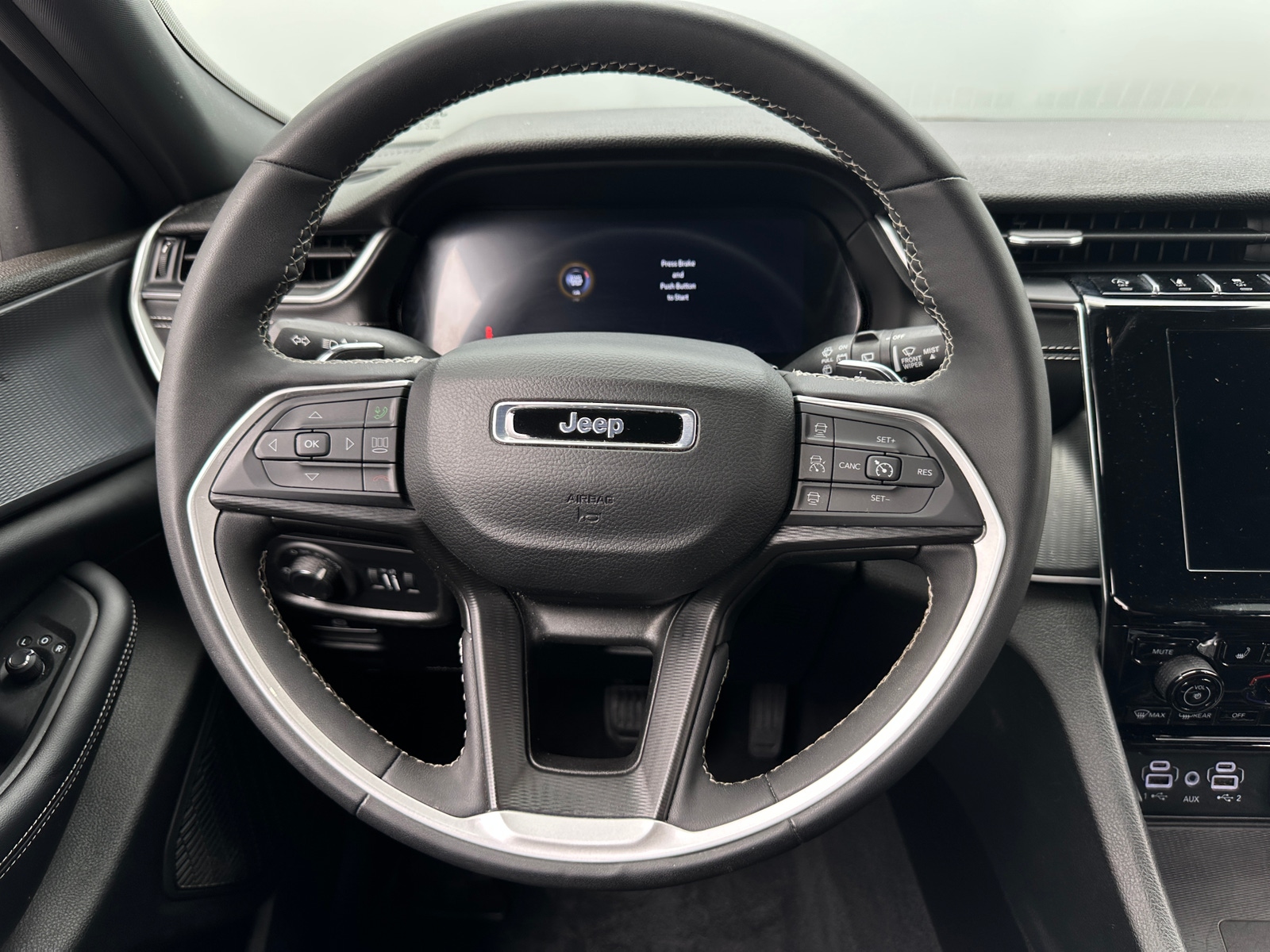 Thumbnail: 2024 Jeep Grand Cherokee L - 5