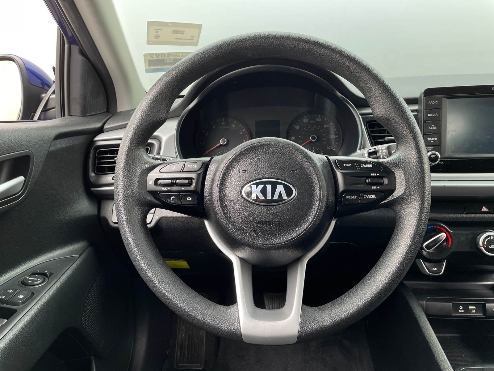 Thumbnail: 2020 Kia Rio - 5