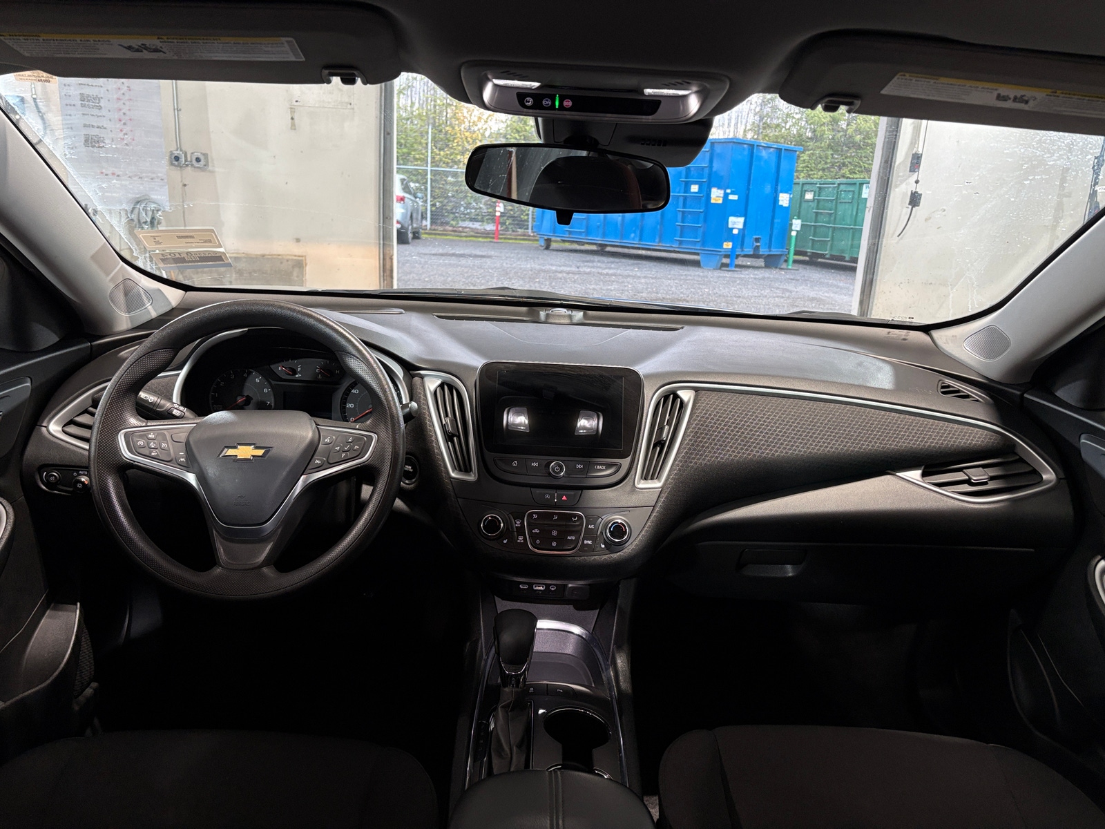 Thumbnail: 2023 Chevrolet Malibu - 3