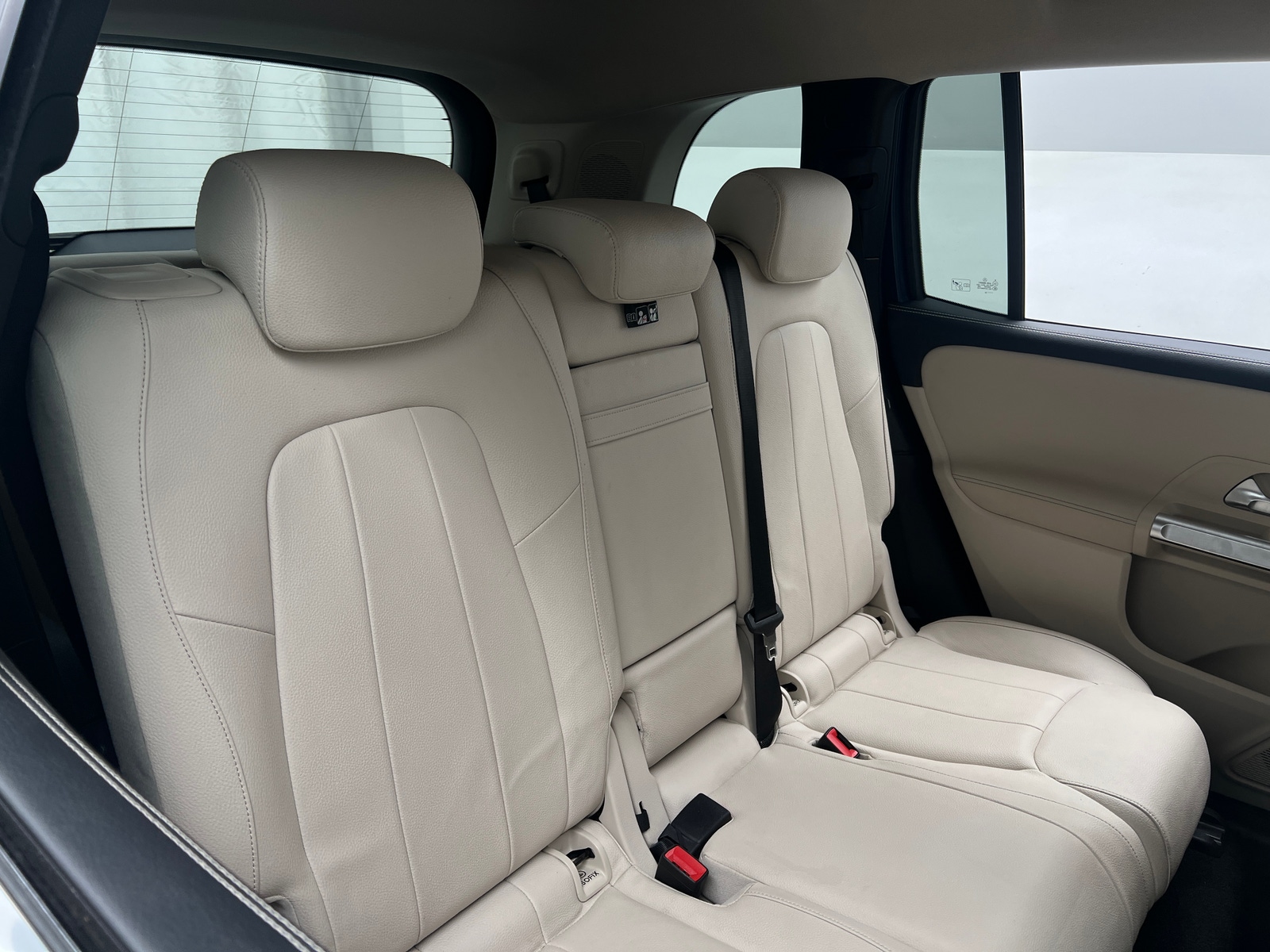 Thumbnail: 2023 Mercedes-Benz GLB - 5