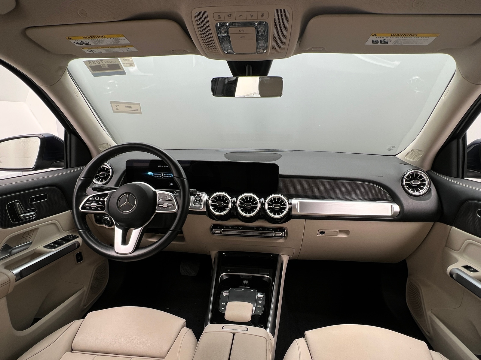 Thumbnail: 2023 Mercedes-Benz GLB - 2