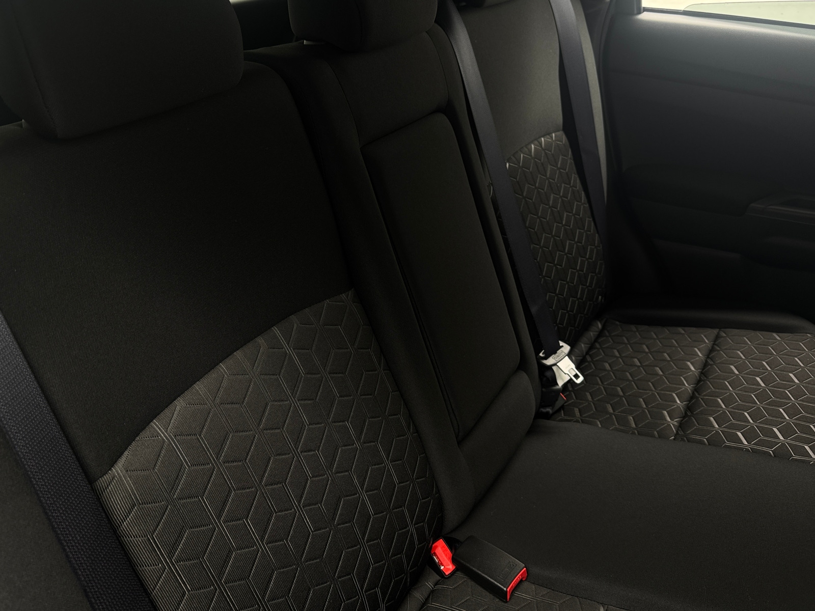 Thumbnail: 2025 Mitsubishi Outlander Sport - 6