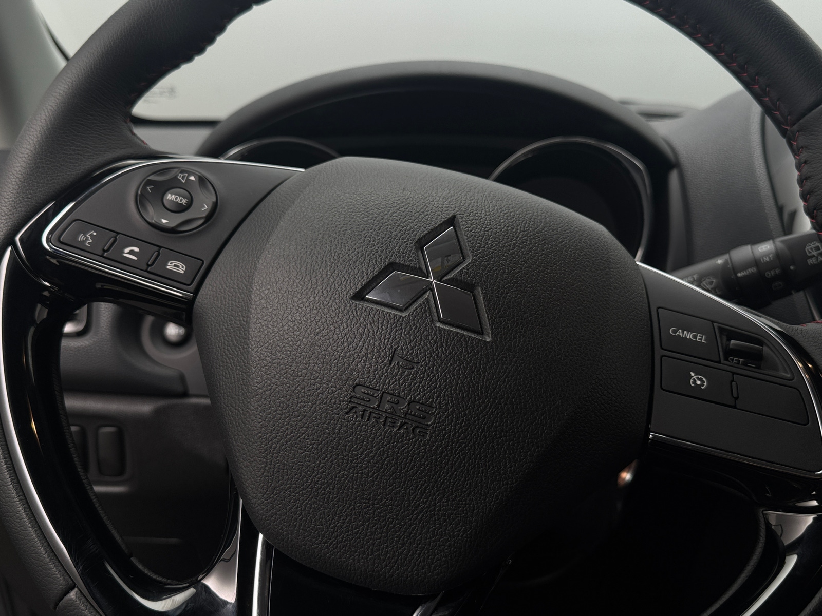 Thumbnail: 2025 Mitsubishi Outlander Sport - 5