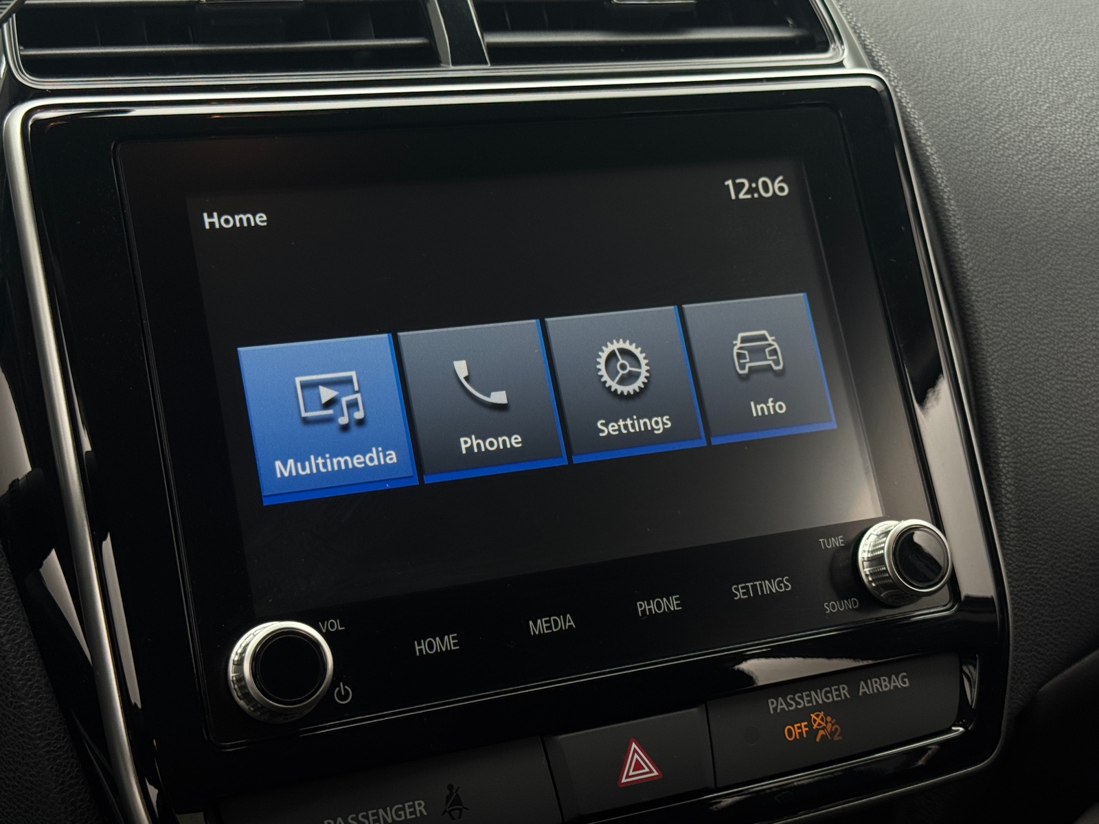 Thumbnail: 2025 Mitsubishi Outlander Sport - 4