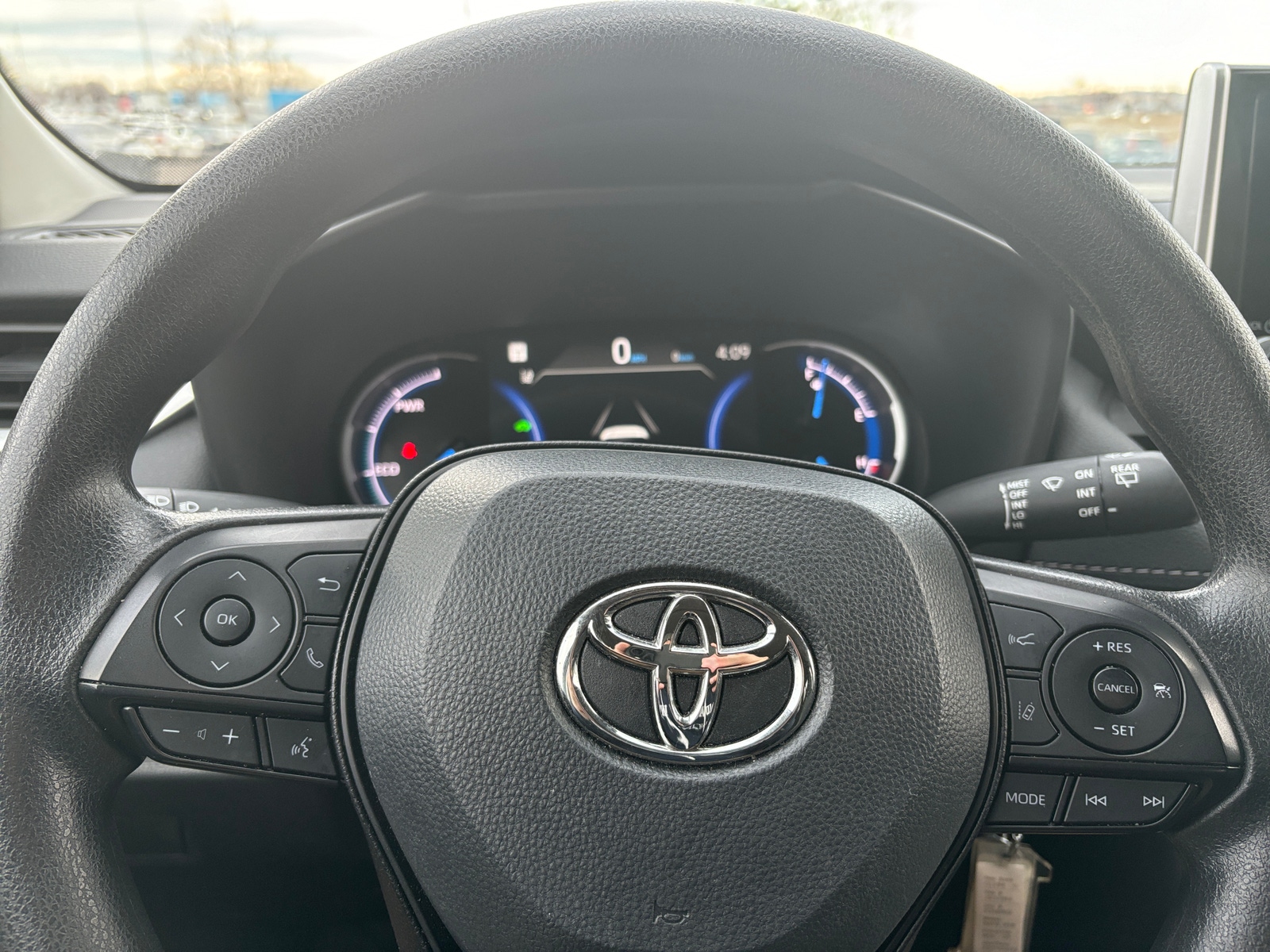 Thumbnail: 2025 Toyota RAV4 - 5