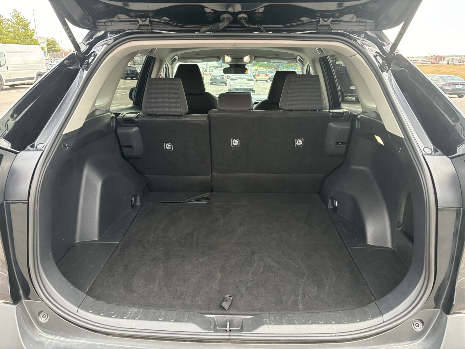 Thumbnail: 2025 Toyota RAV4 - 6