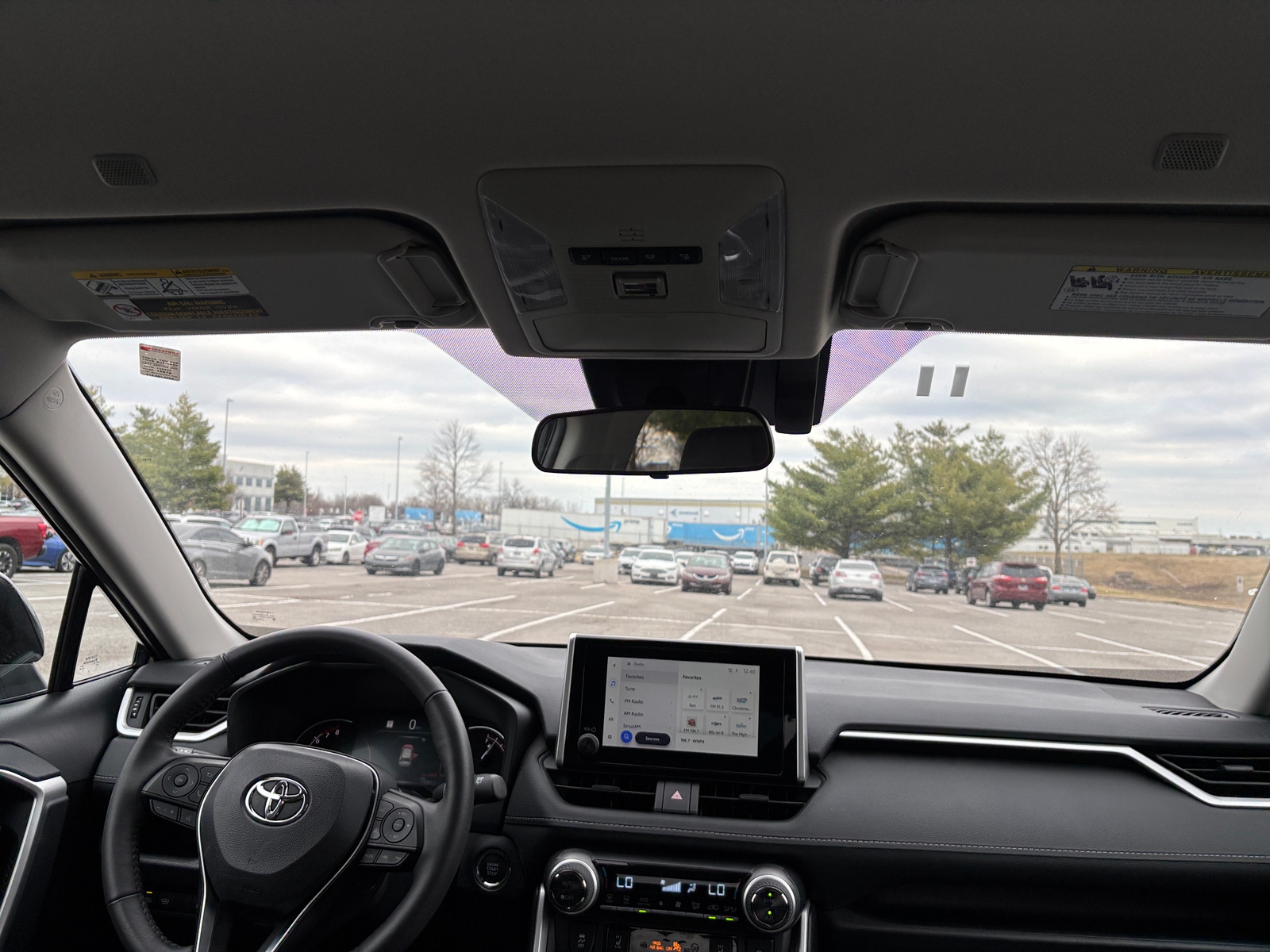 Thumbnail: 2025 Toyota RAV4 - 3