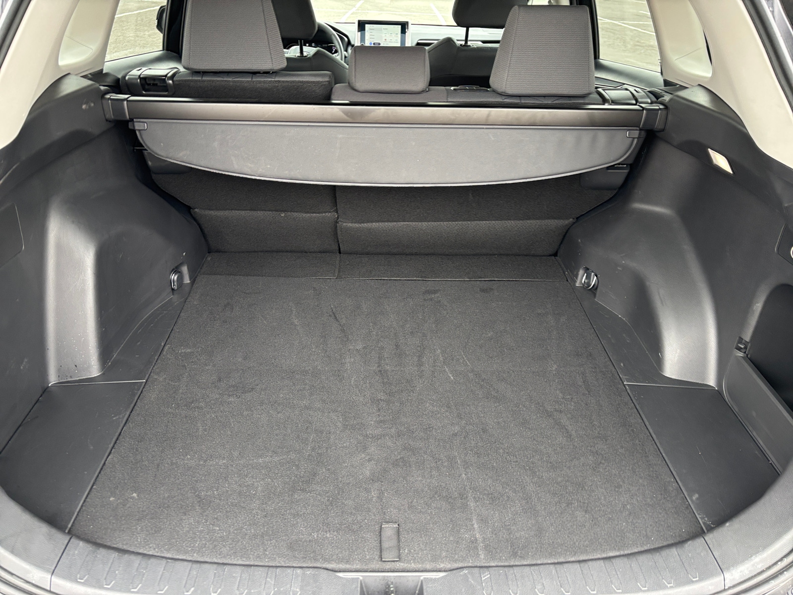 Thumbnail: 2025 Toyota RAV4 - 6