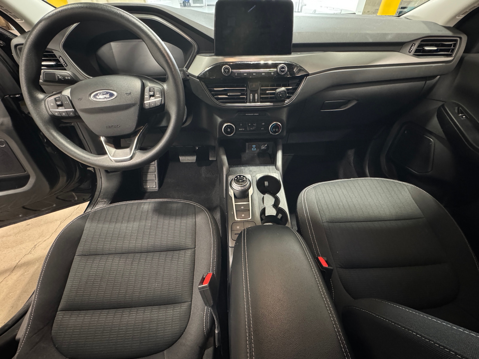 Thumbnail: 2023 Ford Escape - 3