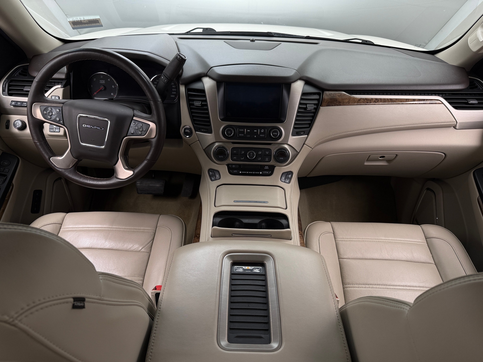 Thumbnail: 2015 GMC Yukon - 2