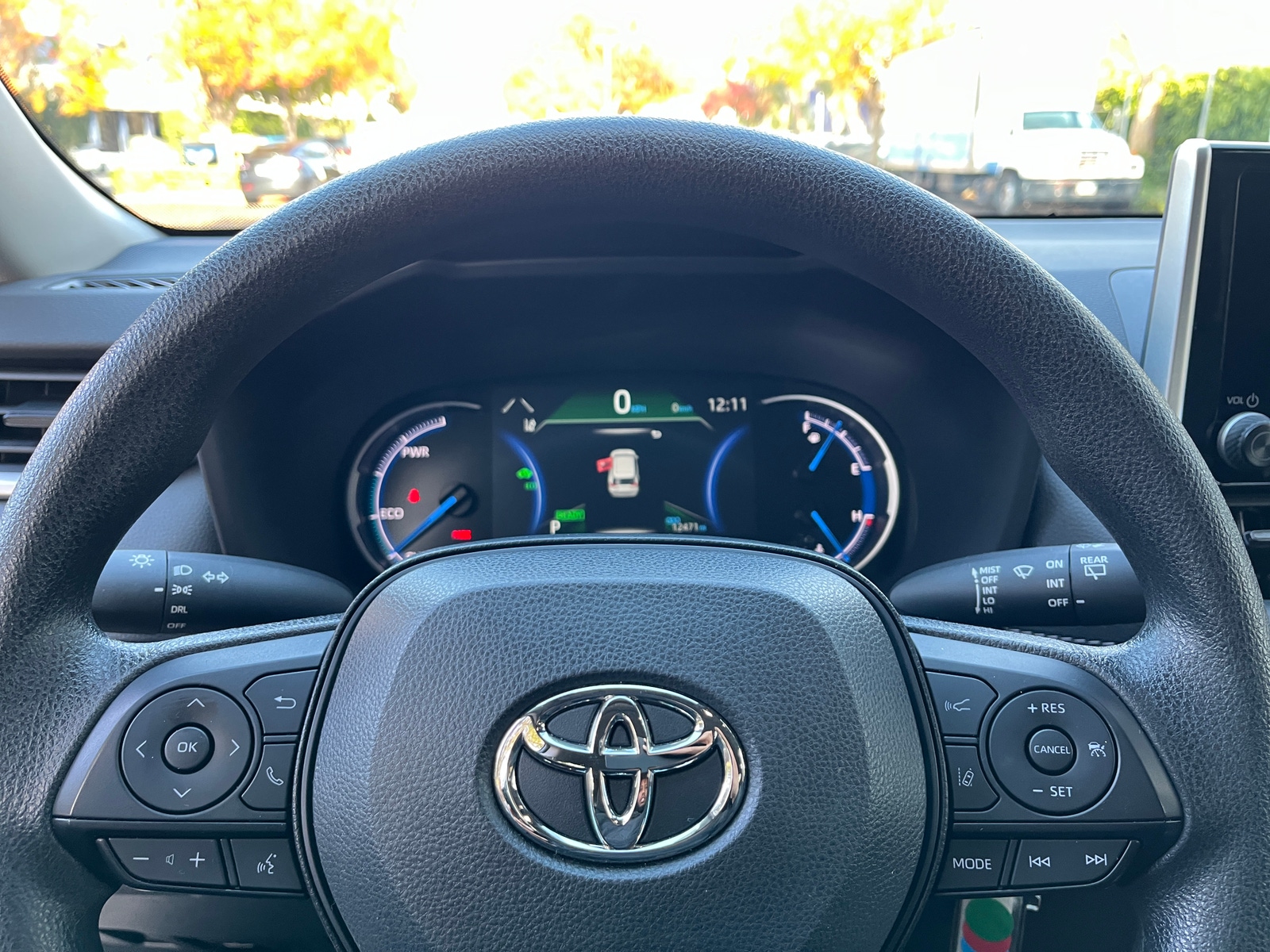 Thumbnail: 2025 Toyota RAV4 - 5