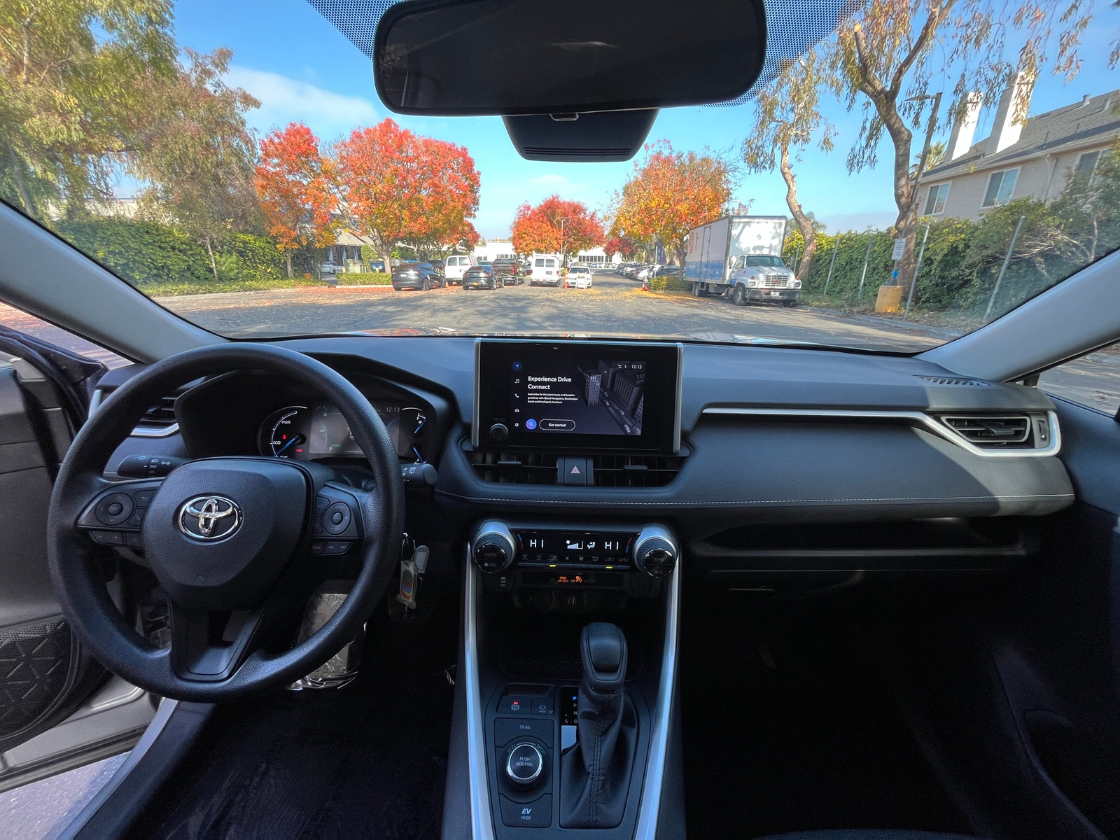 Thumbnail: 2025 Toyota RAV4 - 3