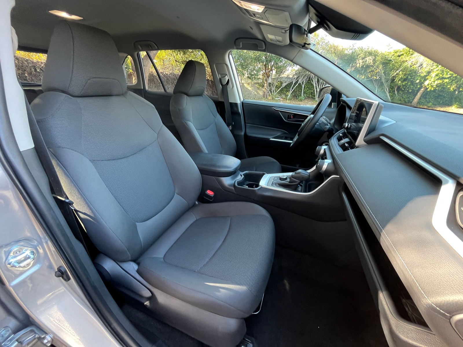 Thumbnail: 2025 Toyota RAV4 - 2