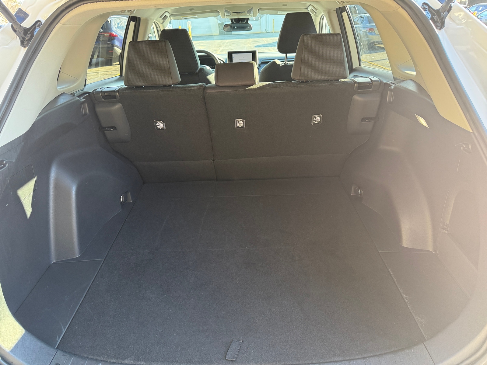 Thumbnail: 2025 Toyota RAV4 - 6