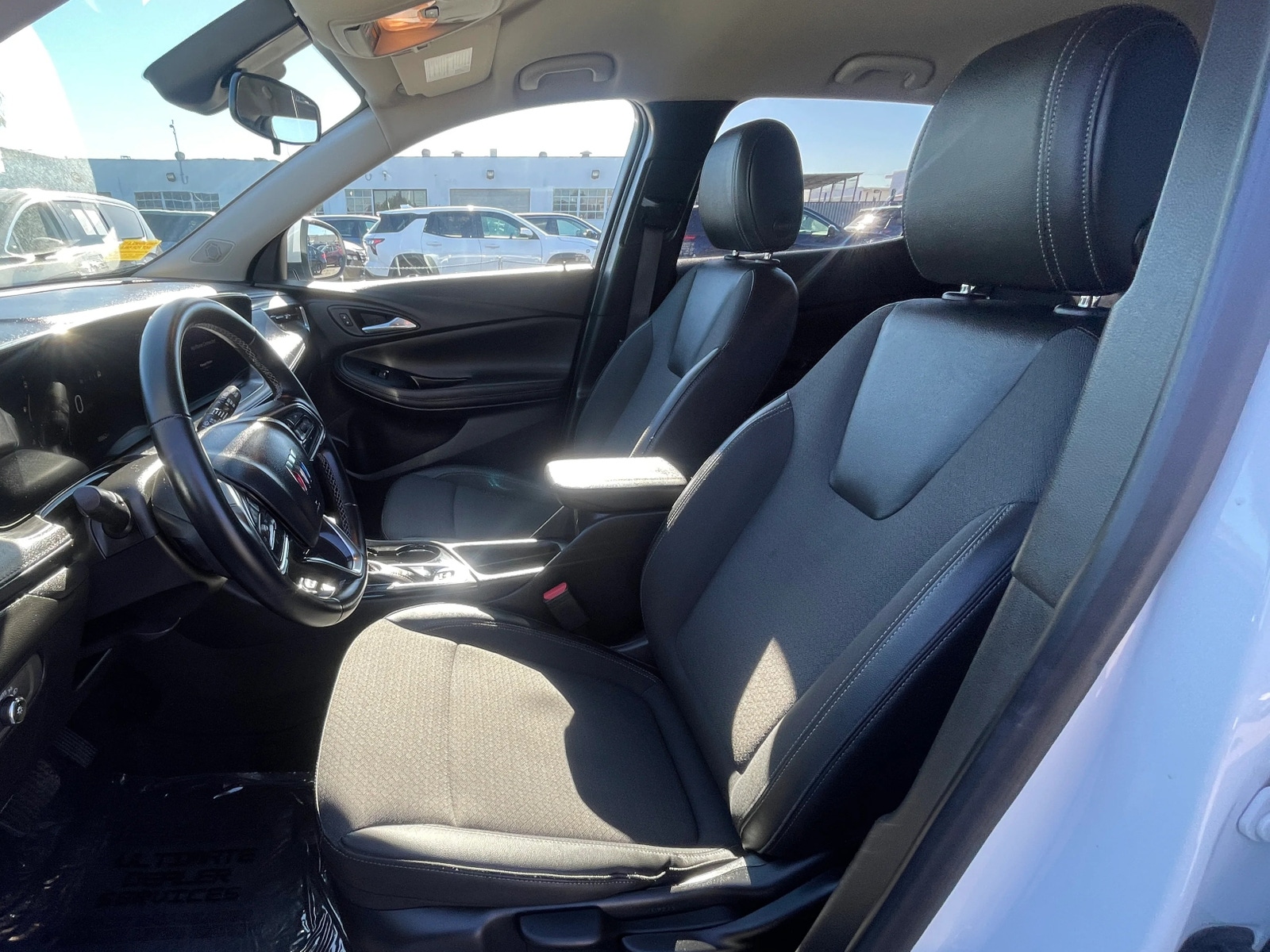 Thumbnail: 2025 Buick Encore GX - 2