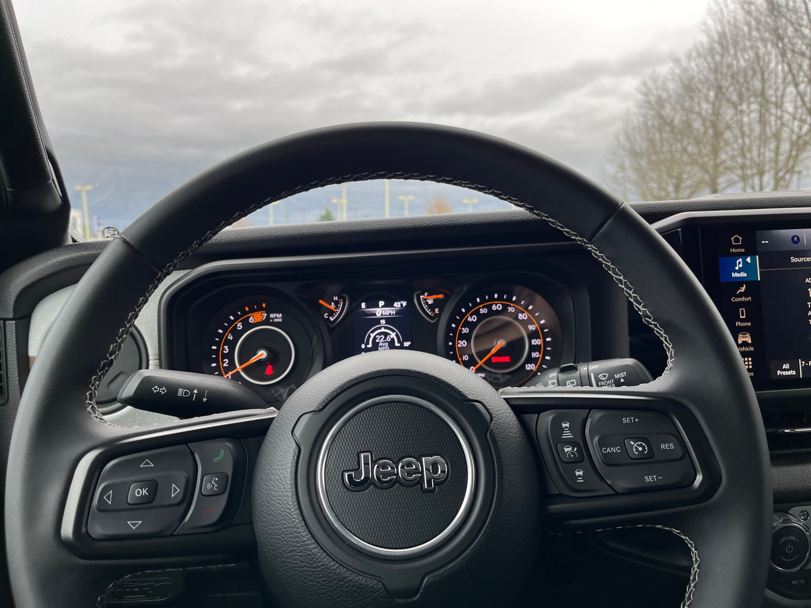 Thumbnail: 2025 Jeep Wrangler - 5